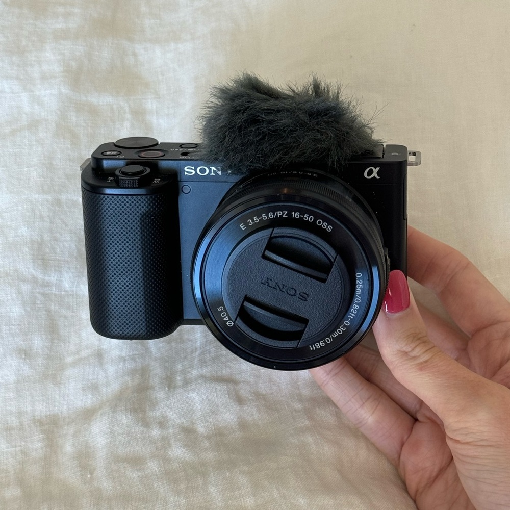 SONY ZV-e10 DIGITAL CAMERA
